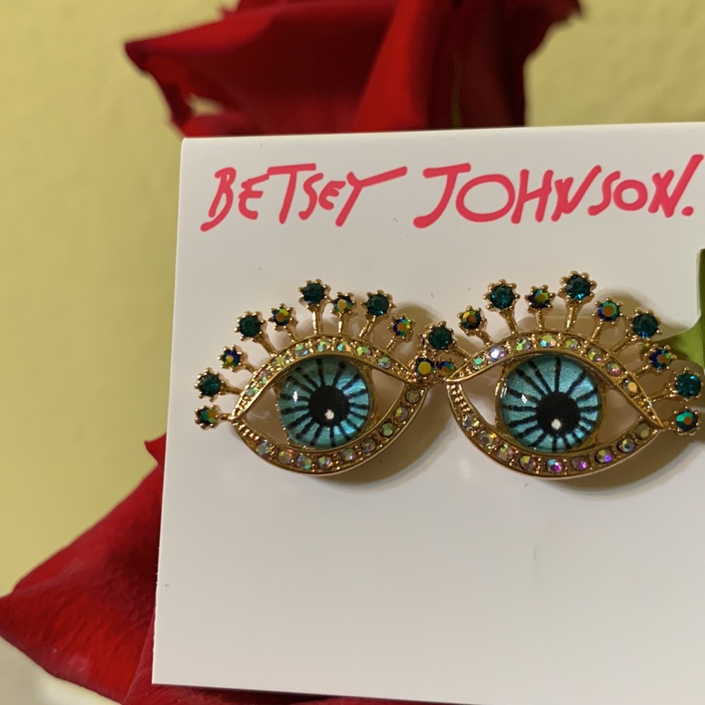 New Bestsey Johnson Earrings - Picture 4 of 8